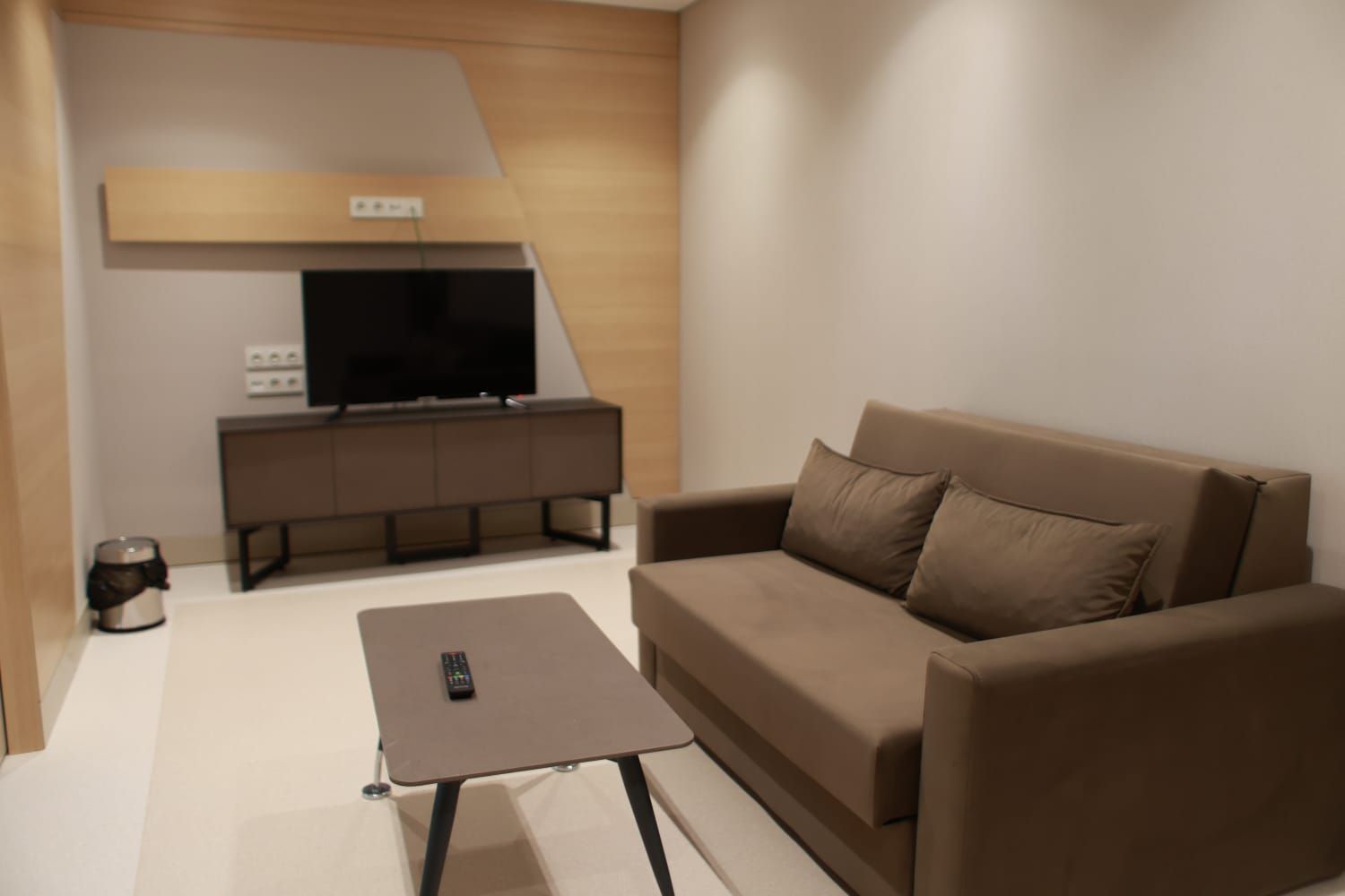 TV and Couch Space in the Patients Rooms for Visitors at our Aesthetic and Plastic Surgery at Our Clinic